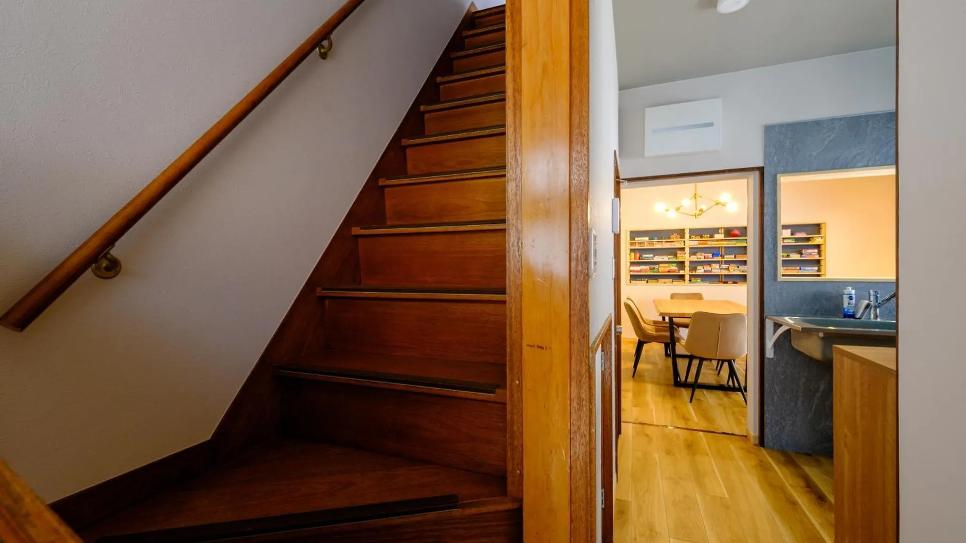 Board Game House Tokyo Villa 0*,  Japan